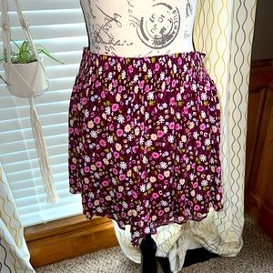 NWT Victorias Secret PINK Flowy *FLORAL* Shorts. 🌼